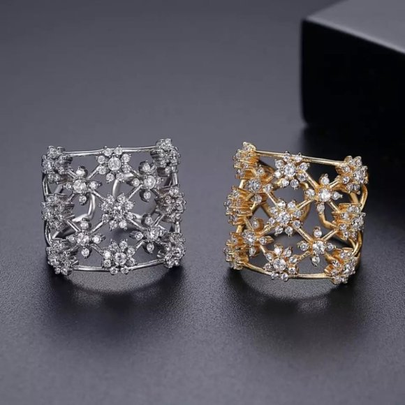 New Resizable Cocktail Flower Silver & Gold Rings - Picture 2 of 6